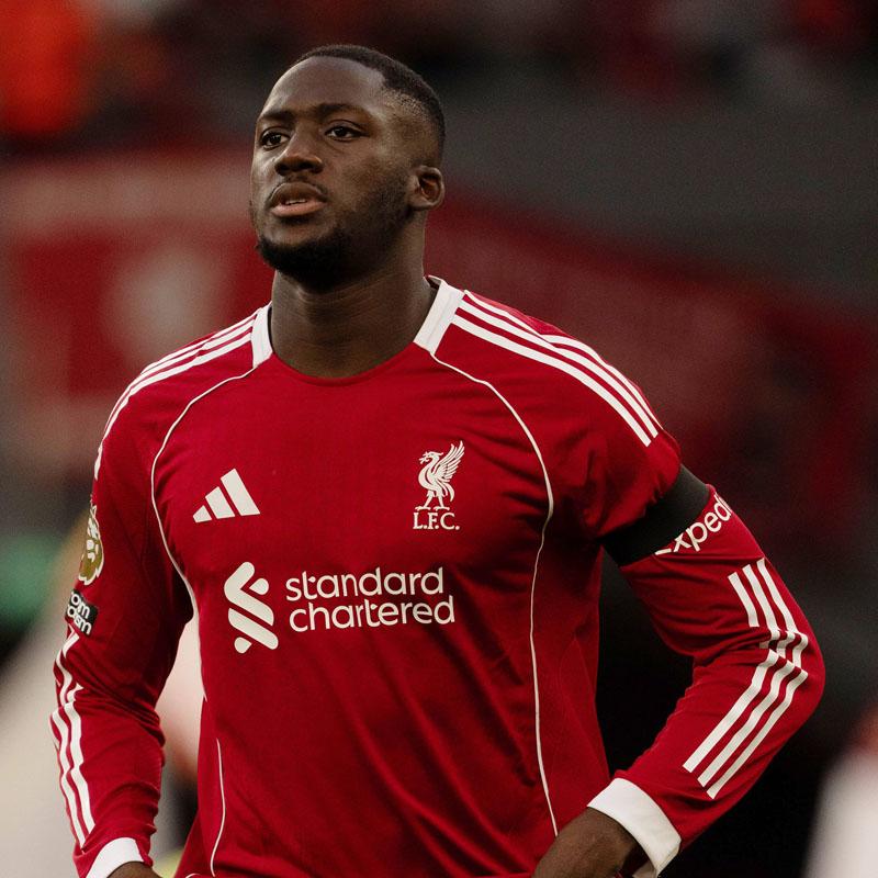 Konate đang không là chính mình - Ảnh: @TouchlineX