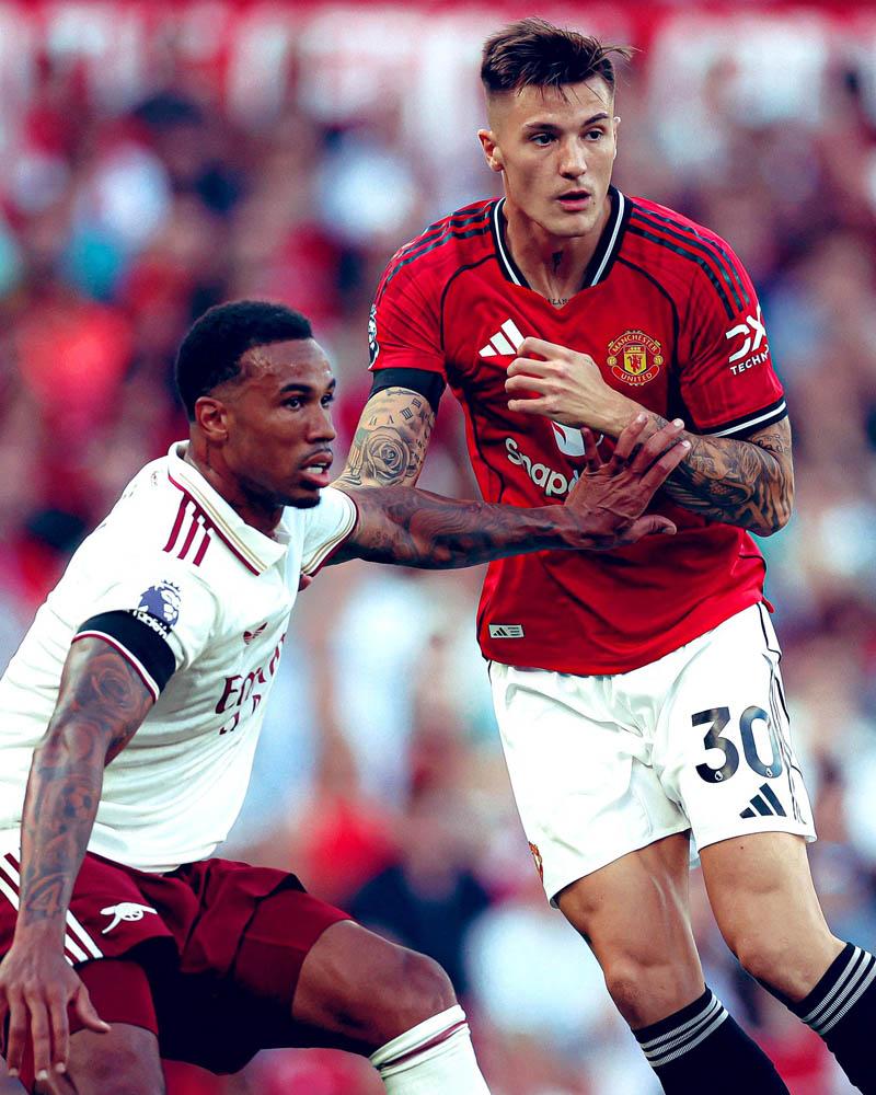 Sesko gây ra nhiều vấn đề cho hàng thủ Arsenal sau khi vào sân - Ảnh: @futbolhub7