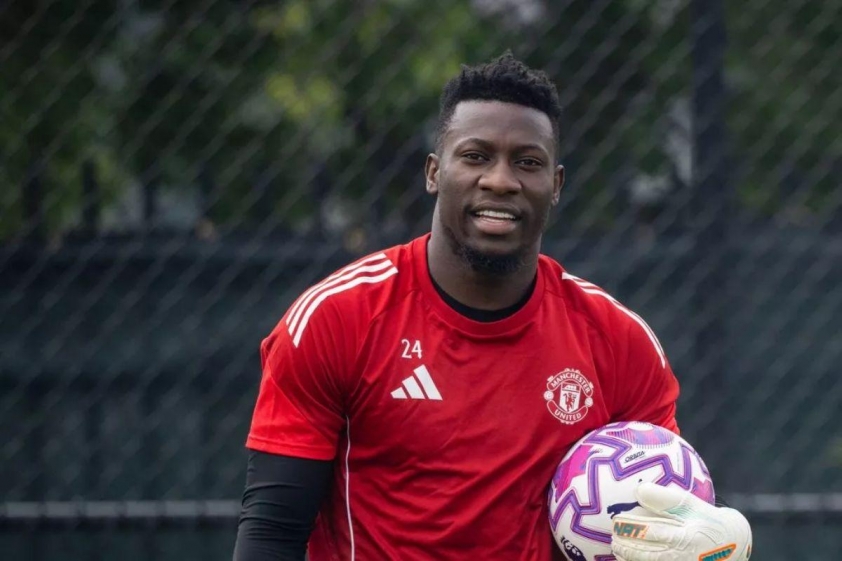 Andre Onana có mùa giải 2024/25 đáng quên với MU (Ảnh: The Mirror).
