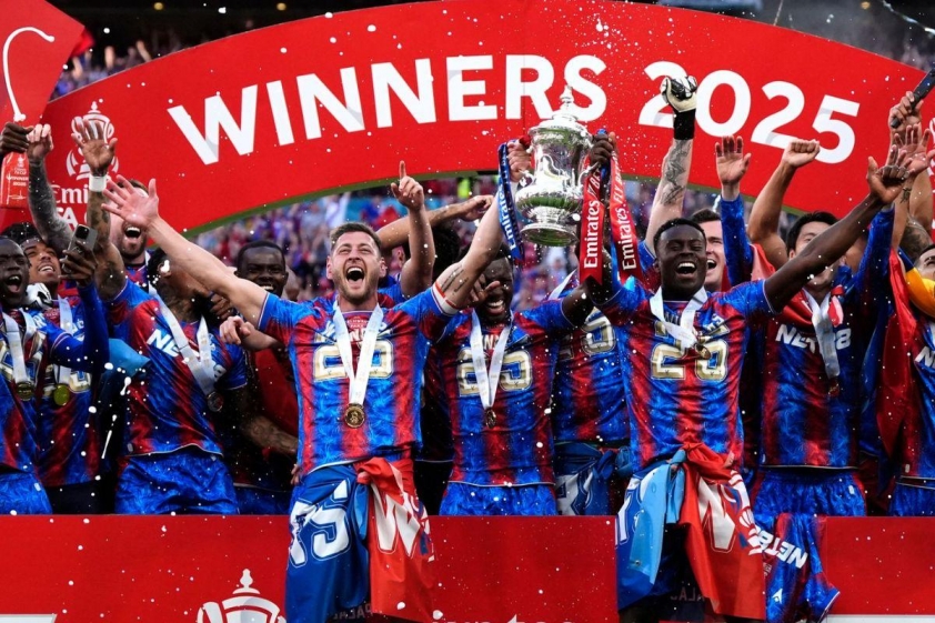 Crystal Palace có lần đầu tiên vô địch FA Cup vào tháng 5/2025 (Ảnh: Sky News).