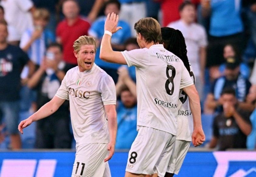 De Bruyne củng cố vững vàng cho tham vọng bảo vệ chức vô địch Serie A tiếp theo của Napoli (Ảnh: HQpcrt)