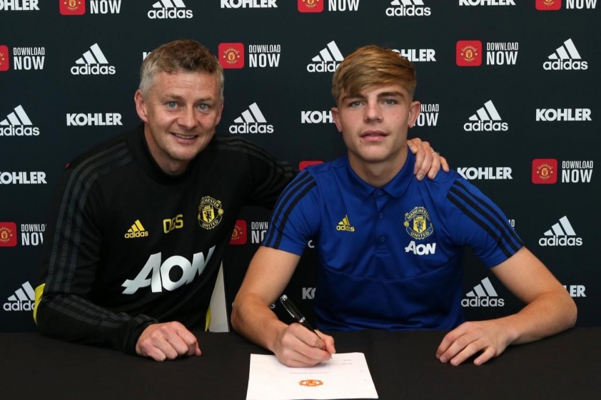 Hậu vệ trẻ người Anh rất được lòng HLV Ole Gunnar Solskjaer (Ảnh: MUFC)