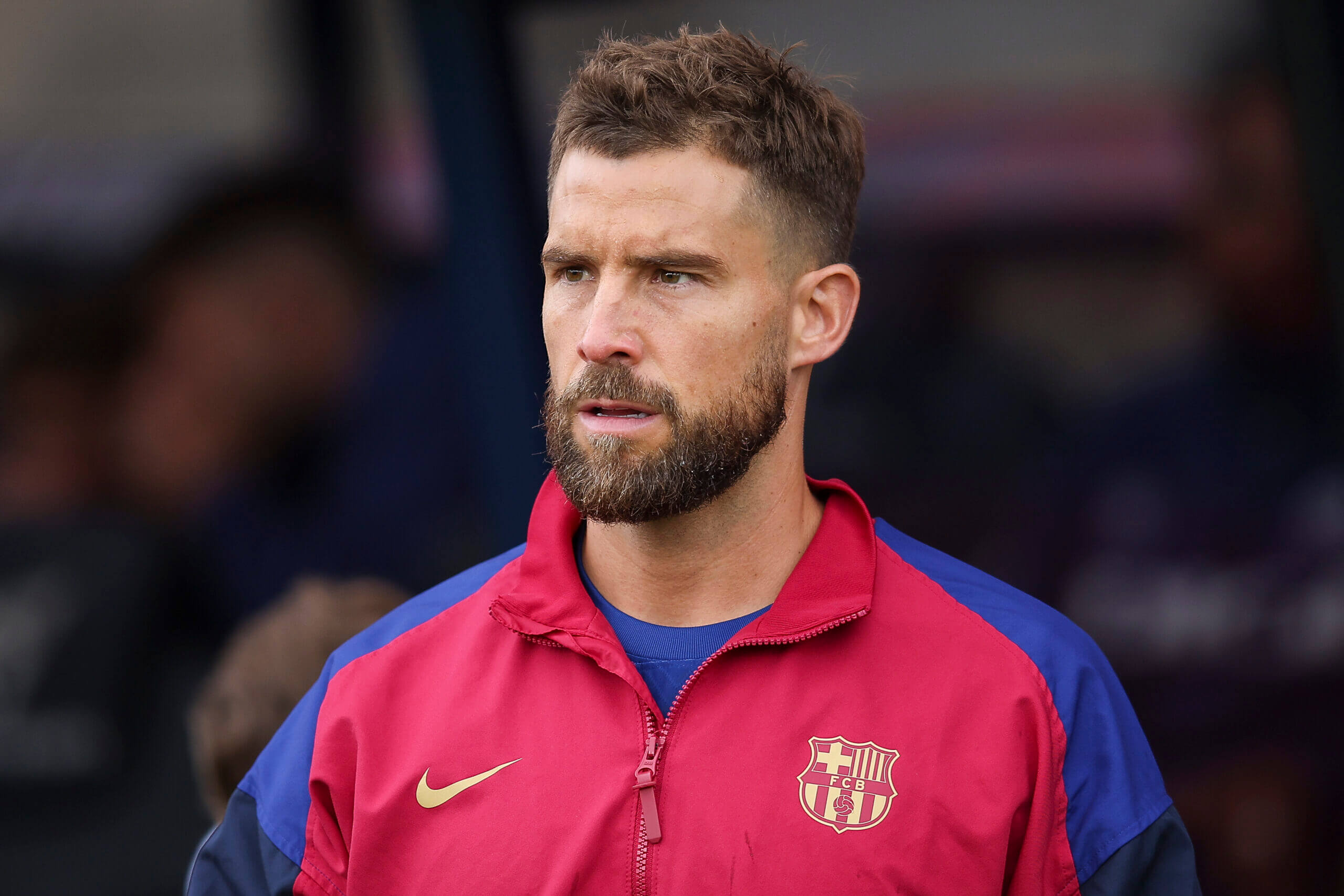 inigo-martinez-barca-chuyen-nhuong
