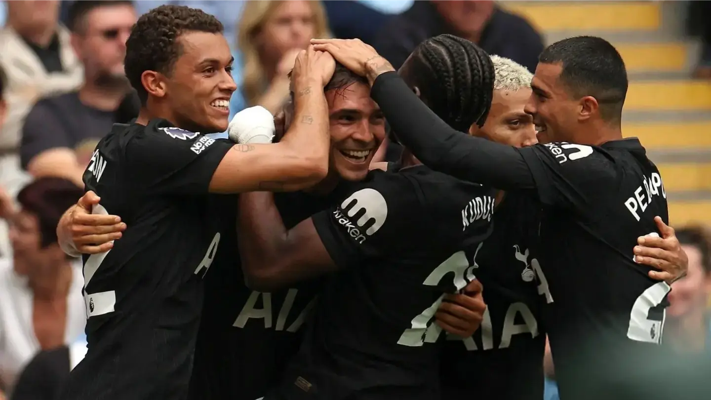 tottenham-ha-guc-cuu-vuong-man-city-ngay-tai-etihad