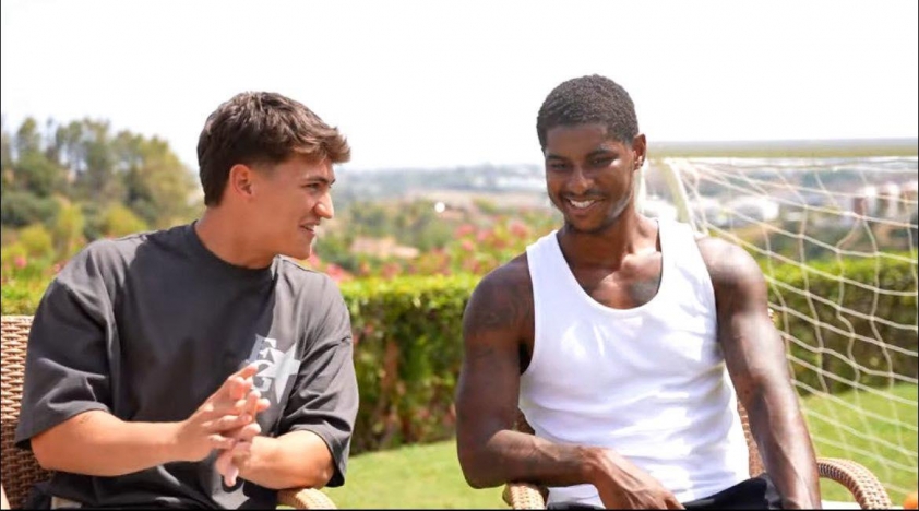 Khi được hỏi có muốn chơi cùng Yamal hay không, Rashford trả lời đầy ẩn ý.