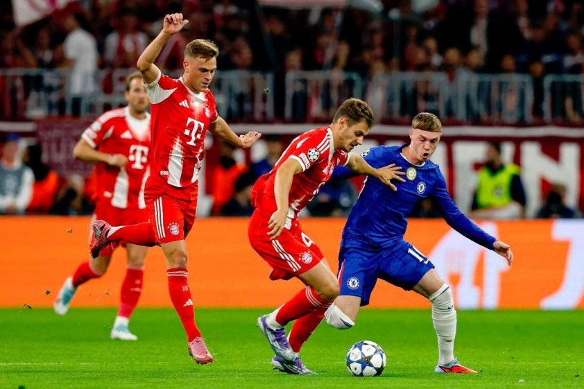 Cole Palmer ghi bàn thắng đầu tiên cho Chelsea tại Champions League (Ảnh: The Sun)