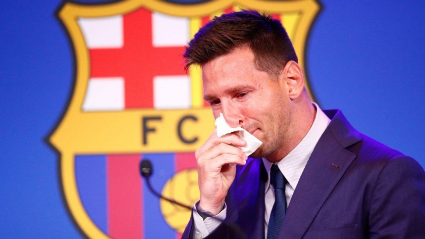 Vị chủ tịch danh dự của Bayern thẳng thắn chê bai Barca. (Ảnh: Sport1)