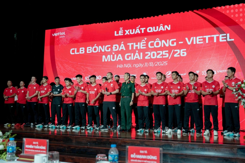 LI-NING TIẾP LỬA CÙNG THỂ CÔNG - VIETTEL HƯỚNG TỚI MỤC TIÊU VÔ ĐỊCH MÙA GIẢI MỚI 683986