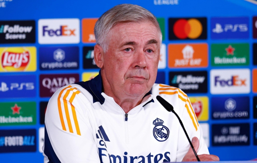 Ancelotti hy vọng bóng đá nên 'dừng lại', tiết lộ cảm xúc Vinicius  552003