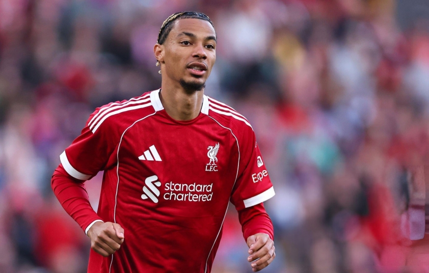 'Bom tấn' kỷ lục nói lời thật lòng ngày ra mắt Liverpool 678472