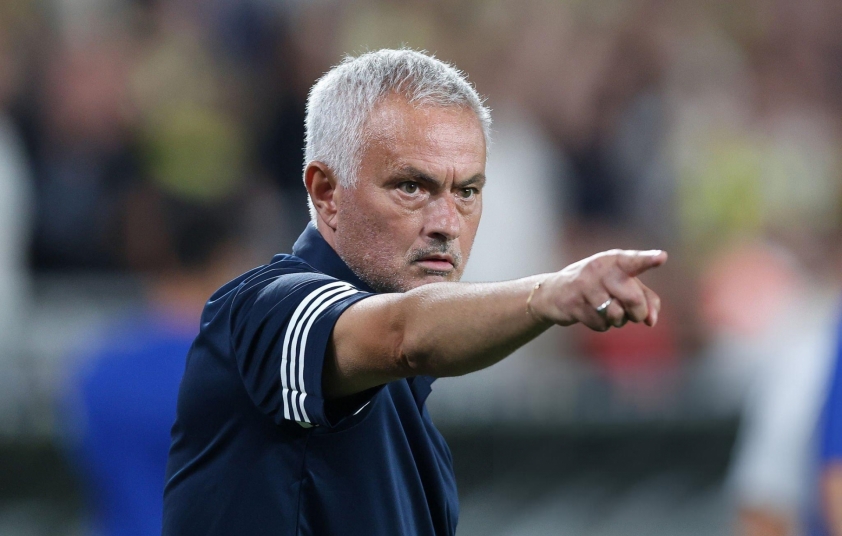 Vừa bị sa thải, Mourinho nhận phán quyết từ đội <a rel='dofollow' href='https://thethao365.me/premier-league.htm'>Ngoại hạng Anh</a> 695168