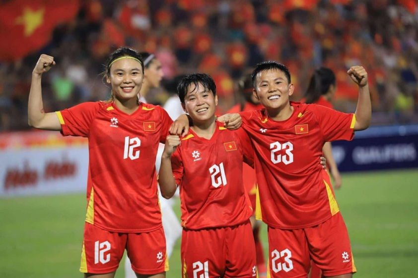Trực tiếp nữ Việt Nam 5-0 UAE: Hoàn toàn áp đảo 659242