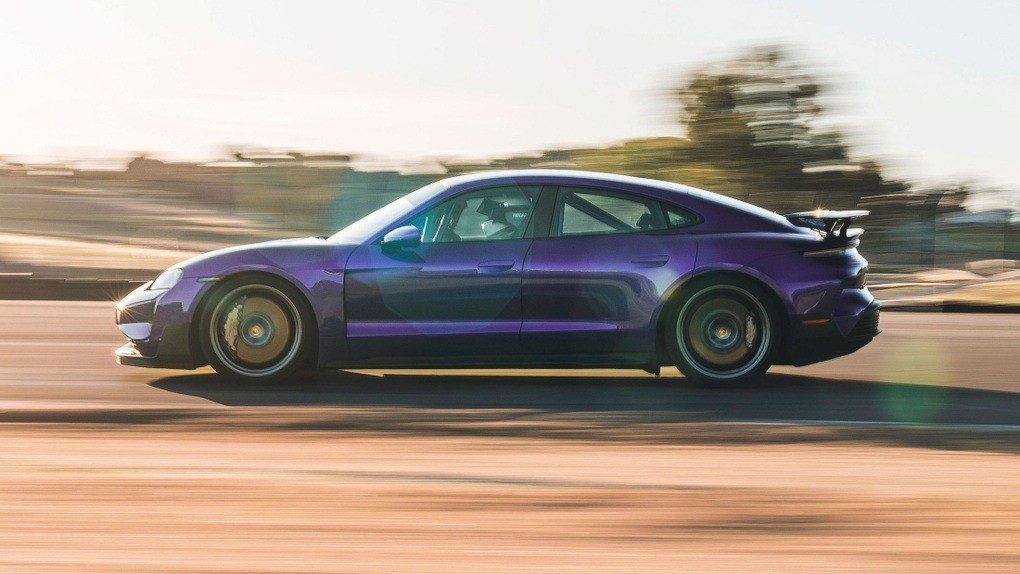 porsche-taycan-turbo-gt-sky-purp-1728374948.jpg