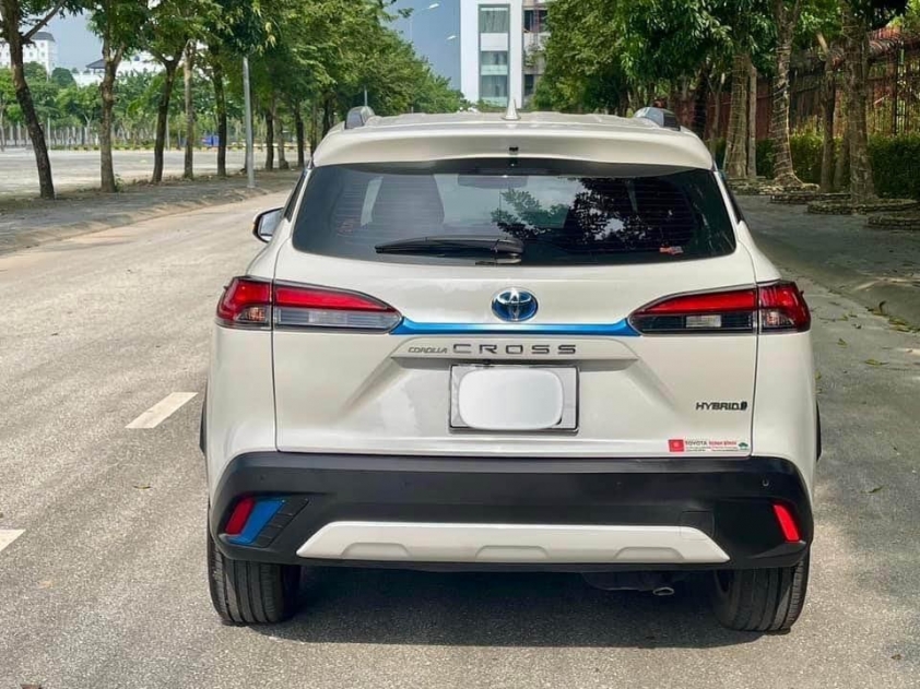 Toyota Corolla Cross Hybrid 2020 lăn bánh 3 năm tại Việt Nam bán lại với giá ngỡ ngàng 542192