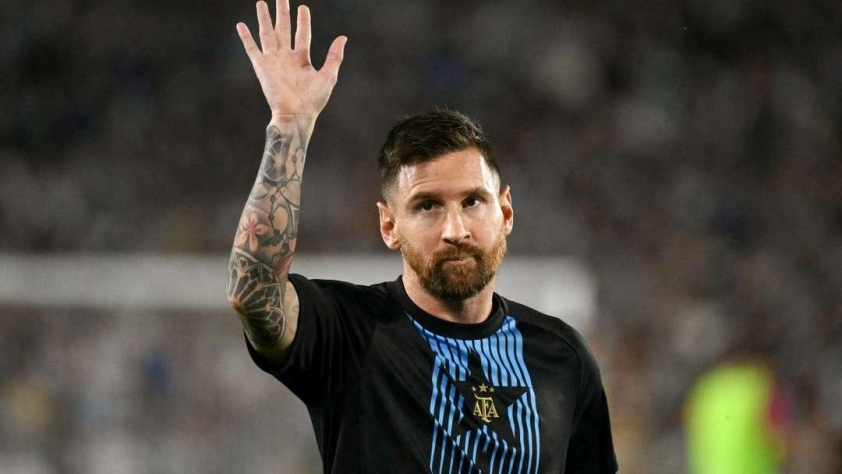 Messi nghẹn ngào trước trận đấu cuối cùng tại Argentina 697102