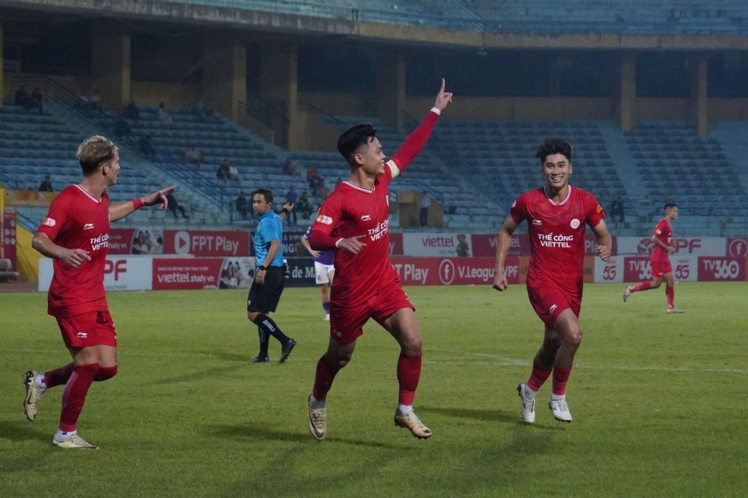 Trực tiếp Thể Công Viettel 1-0 Bình Dương: Đức Chiến lập công 547416