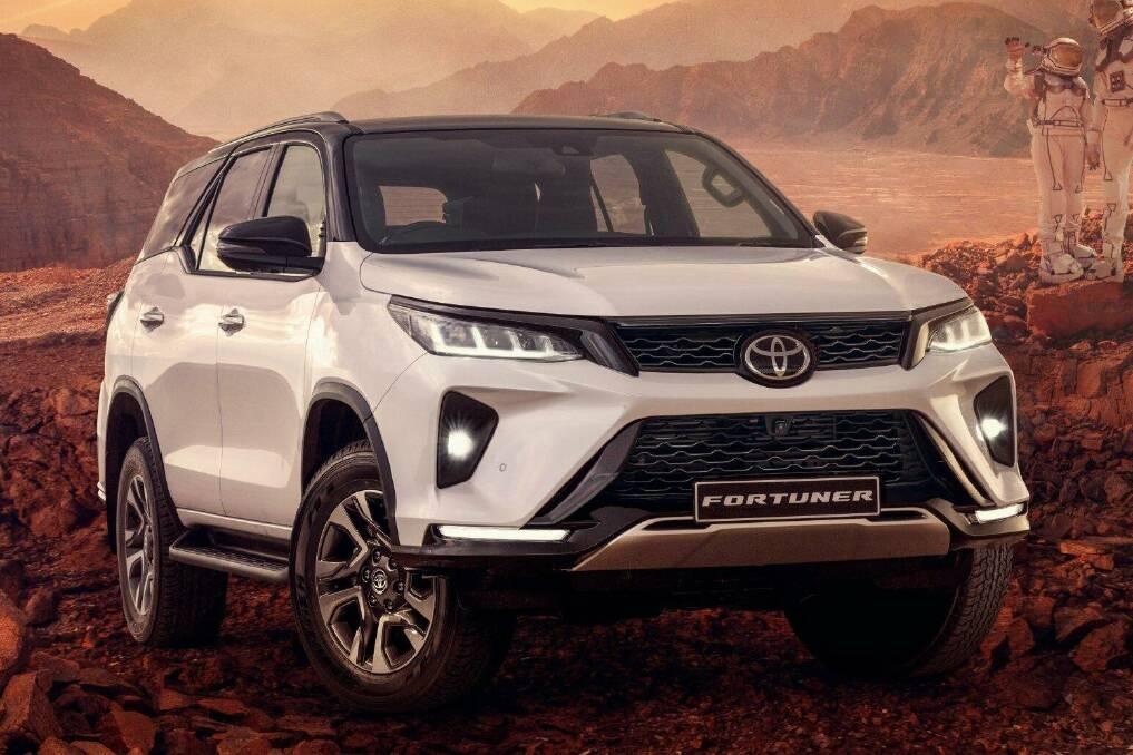 Bộ đôi Toyota Fortuner, Hilux 2025 hé lộ động cơ 