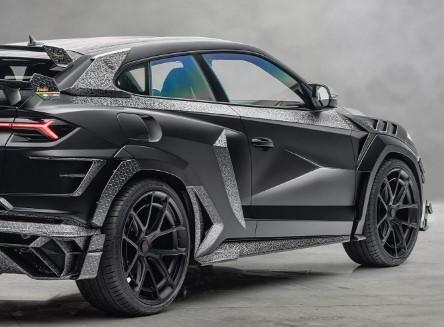 Lamborghini Urus xuất hiện khác lạ qua bàn tay của Mansory 541529