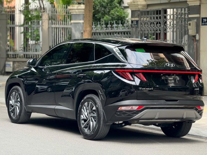 Hyundai Tucson 2022 lăn bánh 2 năm lên sàn xe cũ với giá ngỡ ngàng 542726