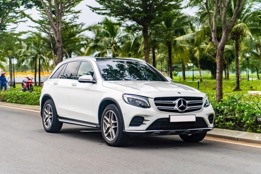 Lăn bánh 5 năm, Mercedes-Benz GLC 300 2019 lên sàn xe cũ với giá bất ngờ 546865