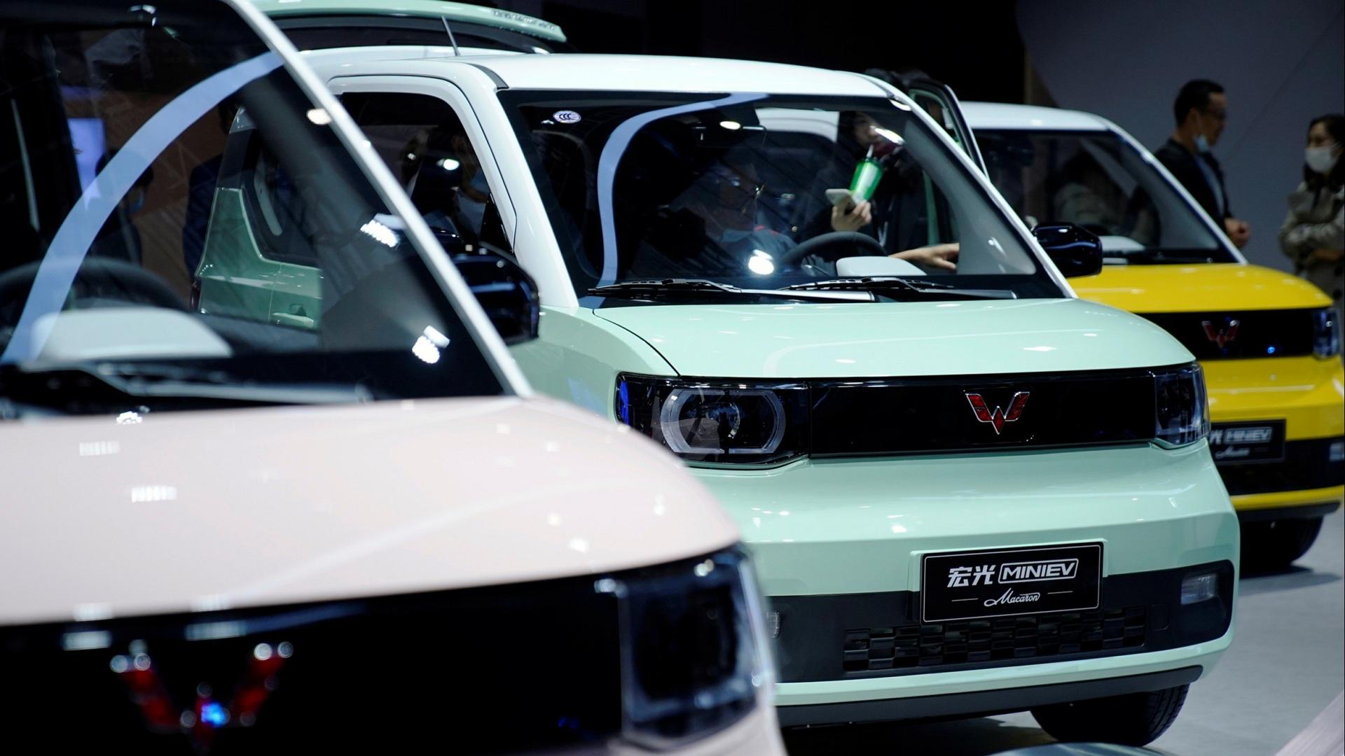 cropped-1656519092n-wuling-hong-guang-mini-ev-1728374292.jpeg