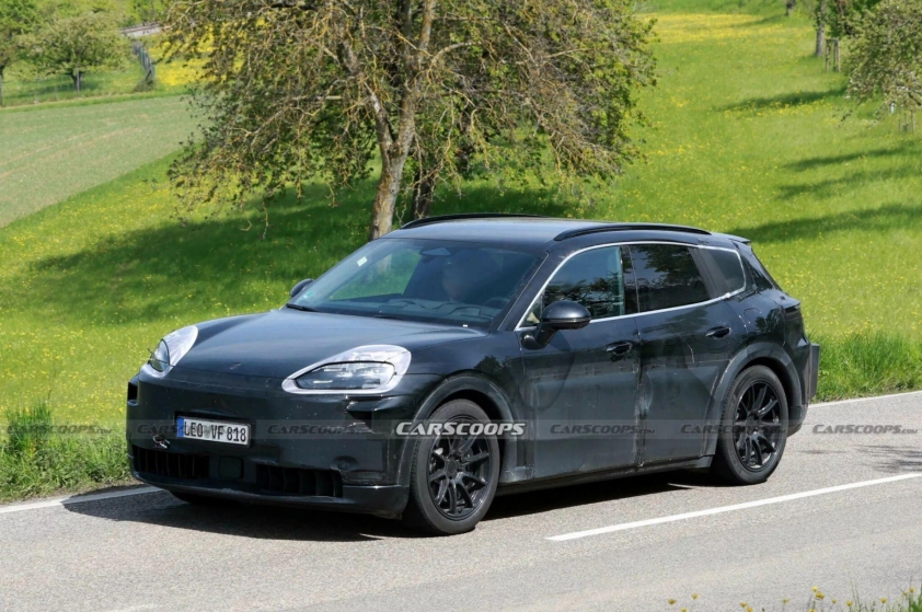 Porsche-Cayenne-EV-scoop-spy-shots-00005-2048x1360_result