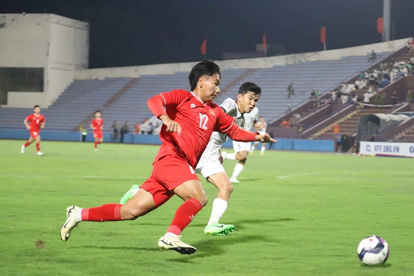 Trực tiếp U17 Việt Nam vs U17 Kyrgyzstan: U17 Việt Nam dồn ép 546388