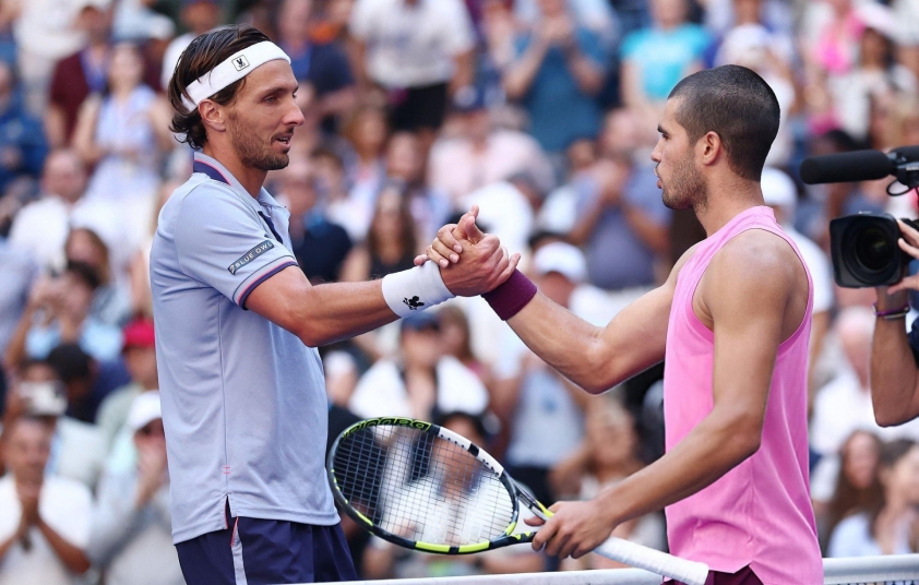 Alcaraz giành quyền vào tứ kết US Open 2025 bằng chiến thắng mãn nhãn 695823