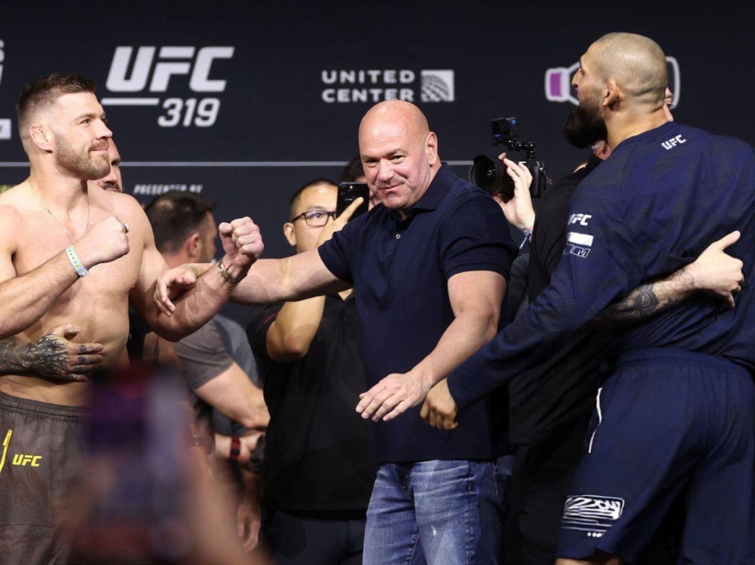 du Plessis và Chimaev 'võ mồm' trước thềm đại chiến ở UFC 319-685657