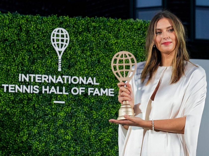 Maria Sharapova chính thức bước vào ngôi đền huyền thoại tennis thế giới-691633