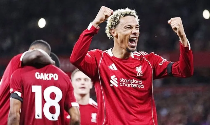 liverpool-ngoai-hang-anh-2025