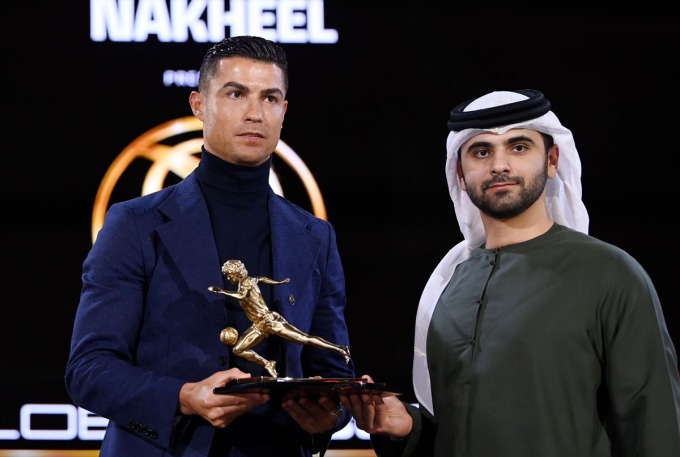 Ronaldo nhận giải Maradona cho cầu thủ ghi bàn nhiều nhất trong năm 2023